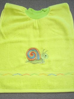 Schnecke auf Apfelgrün